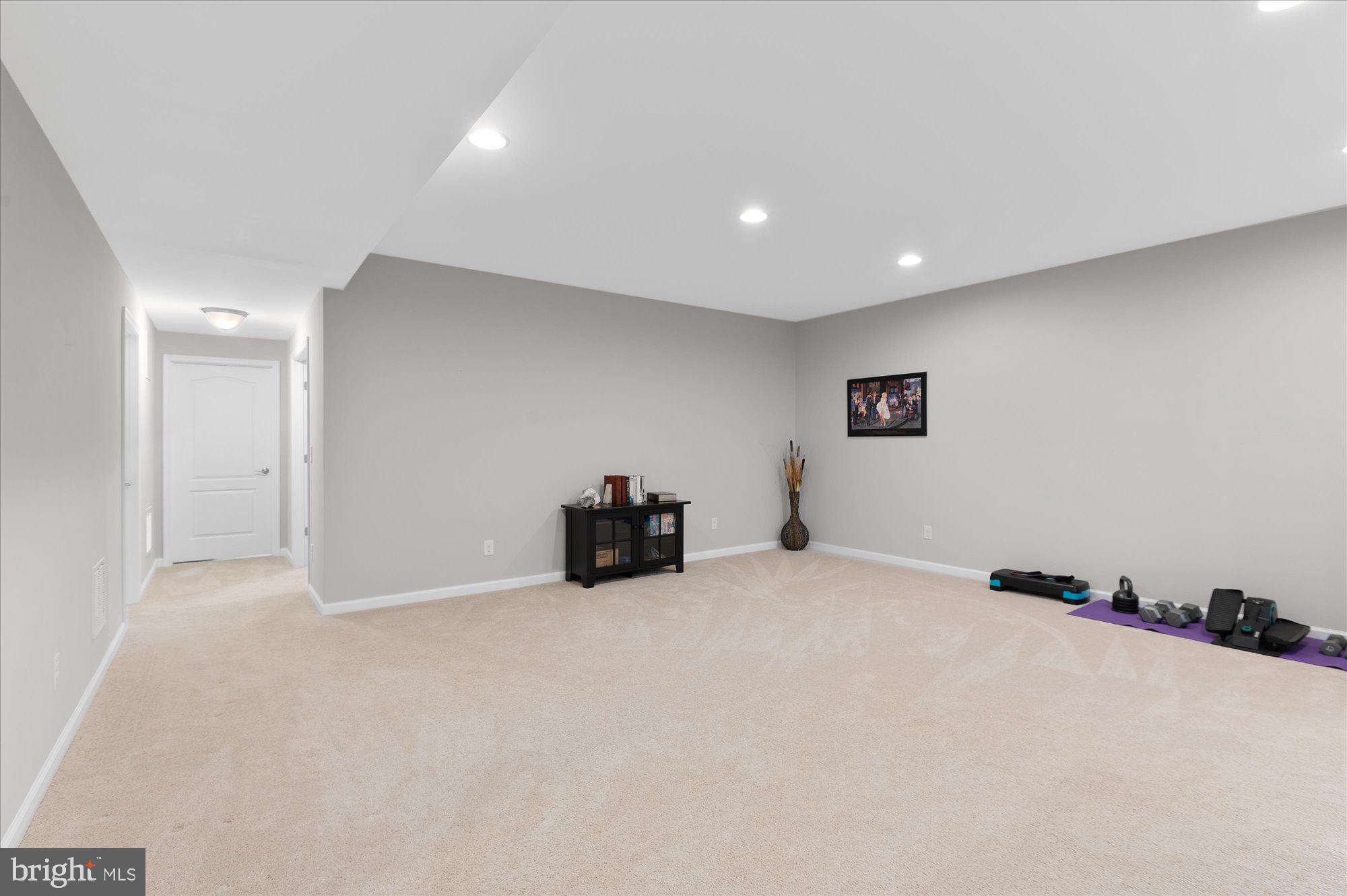 24457 Island Pool Ct
