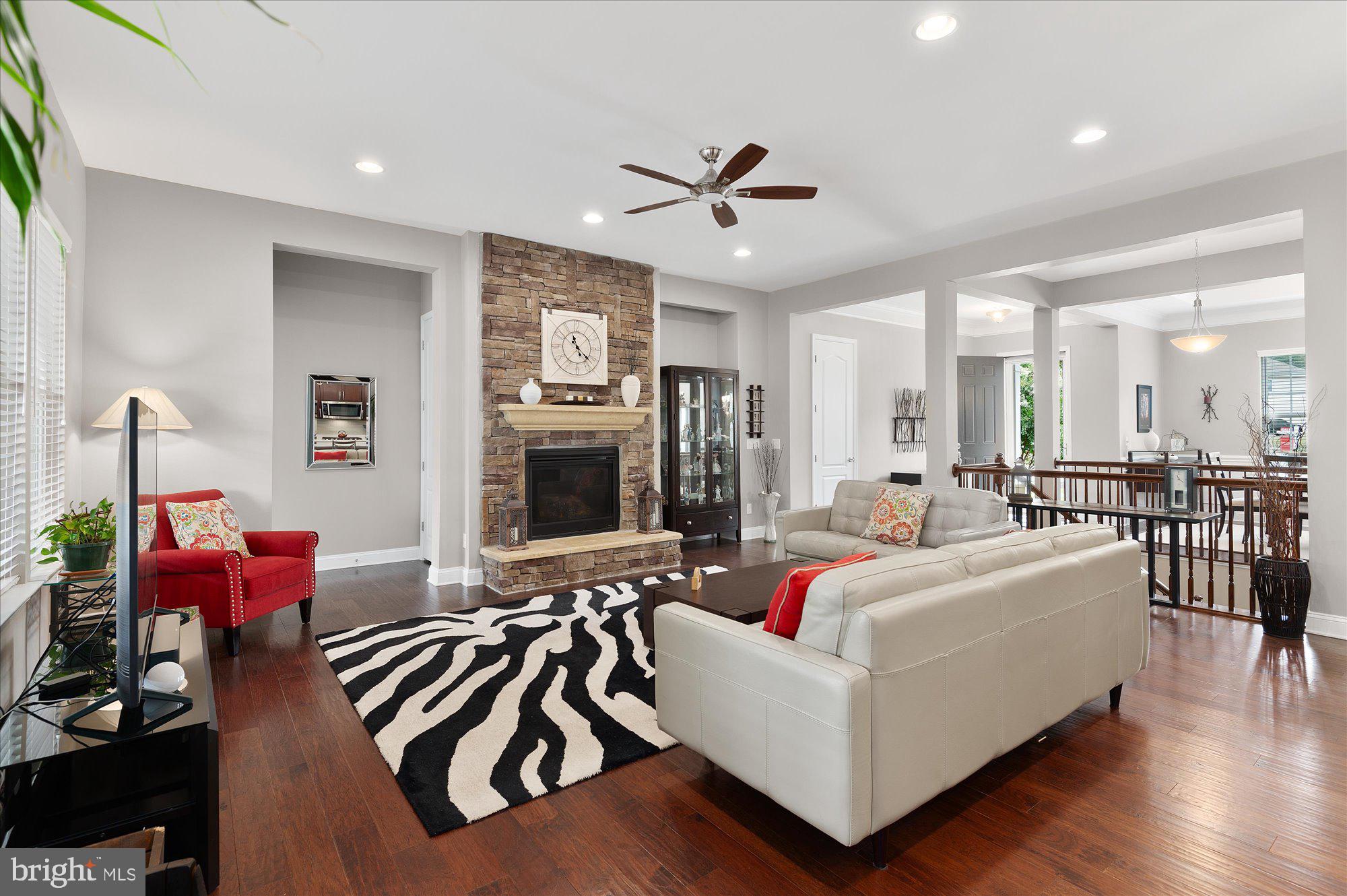 24457 Island Pool Ct