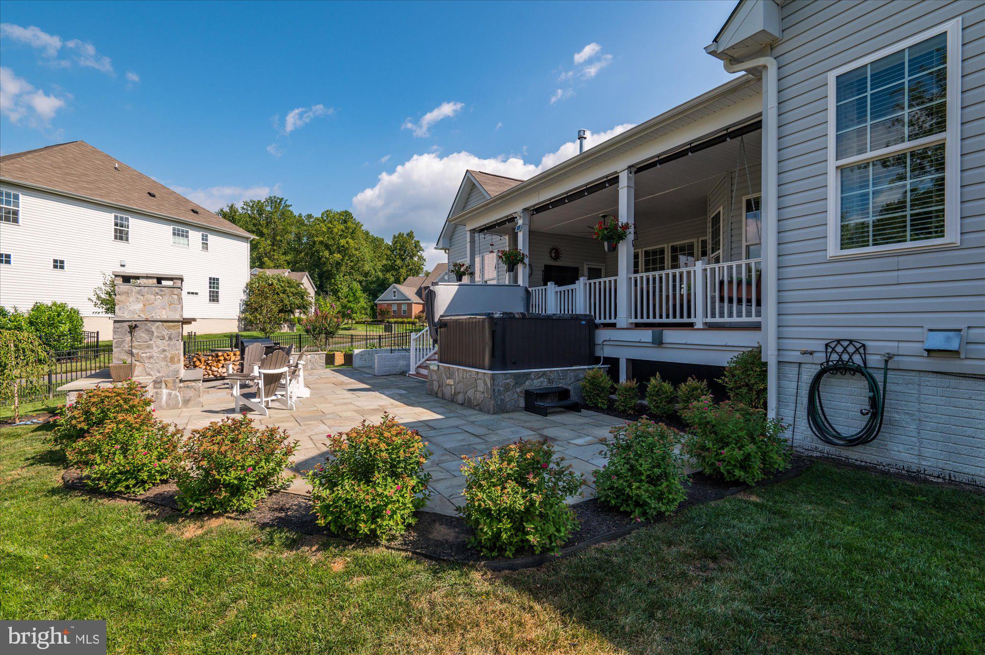 24457 Island Pool Ct
