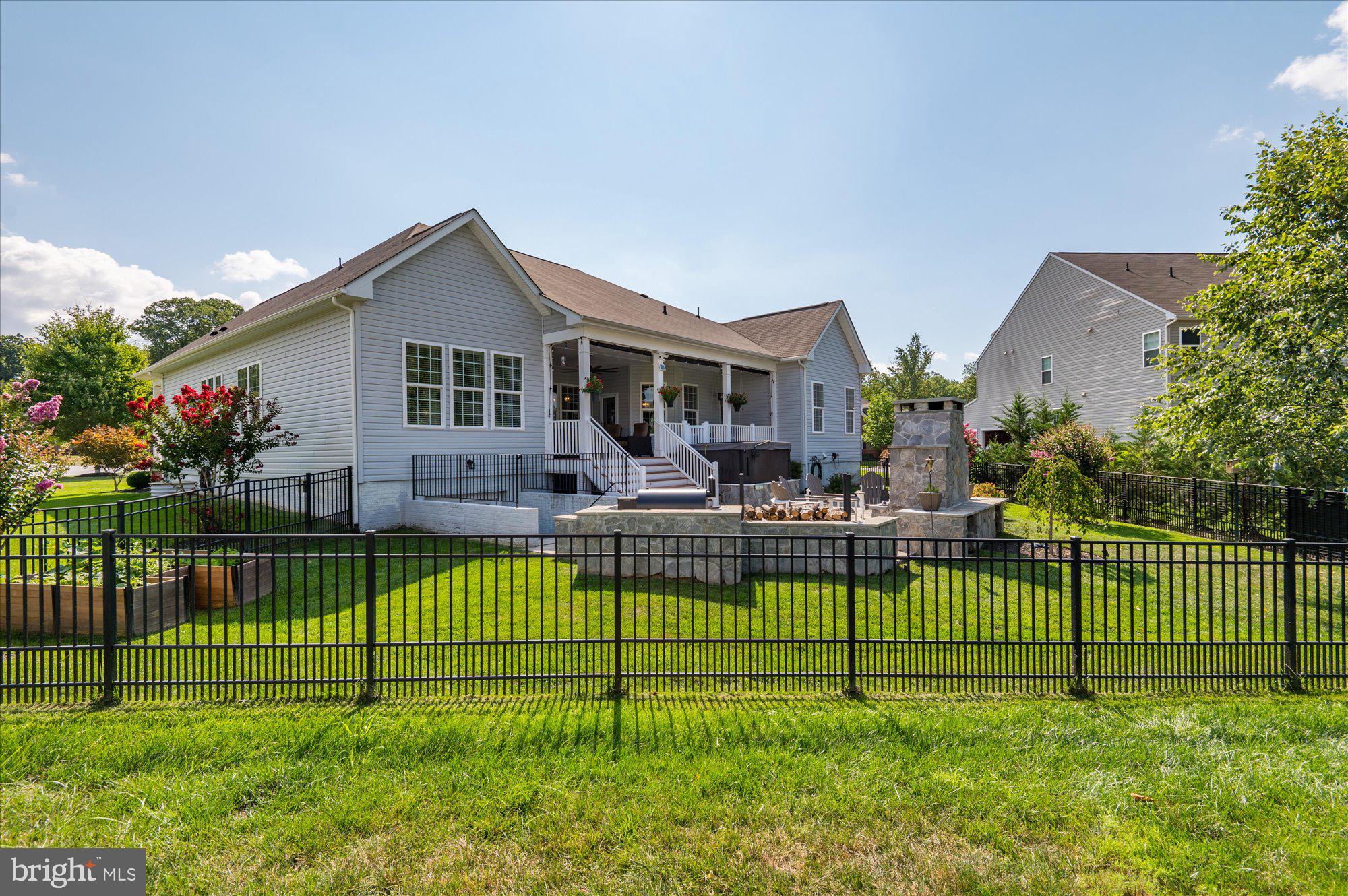 24457 Island Pool Ct