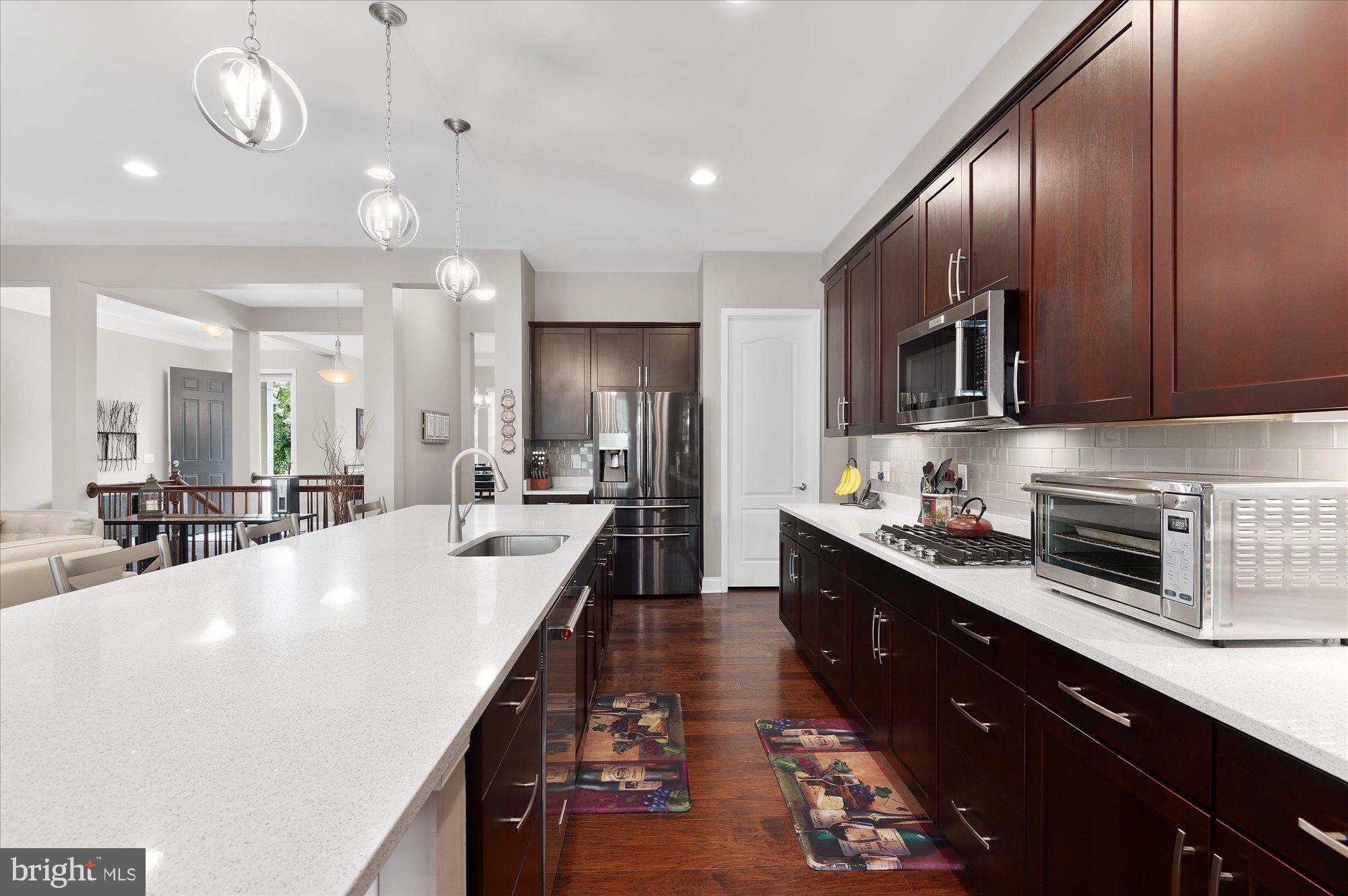 24457 Island Pool Ct