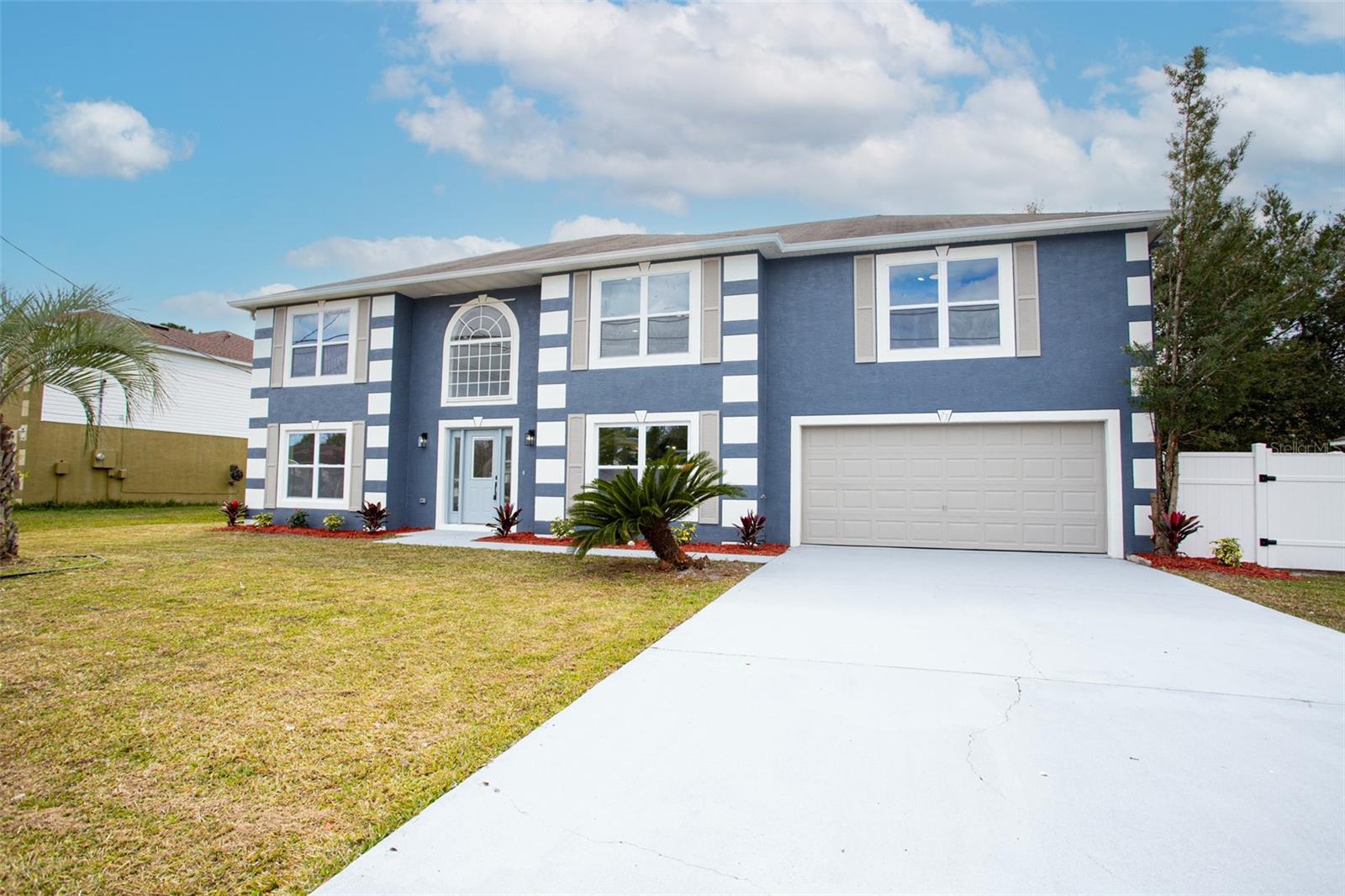 73 LONDON DR