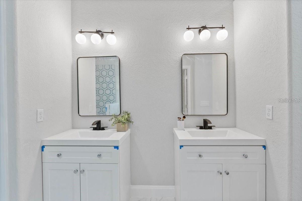 3470 ELIAS CIR