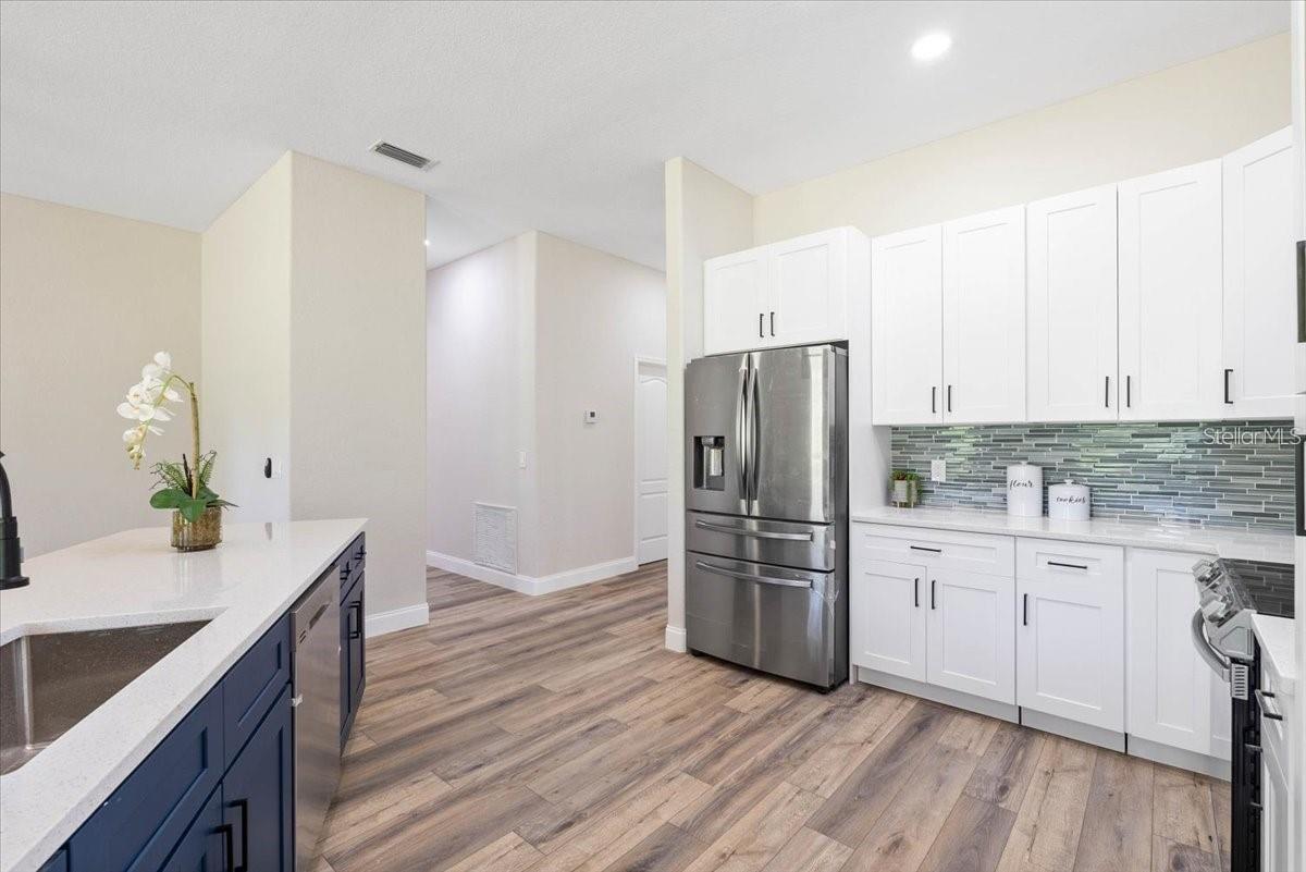 3470 ELIAS CIR