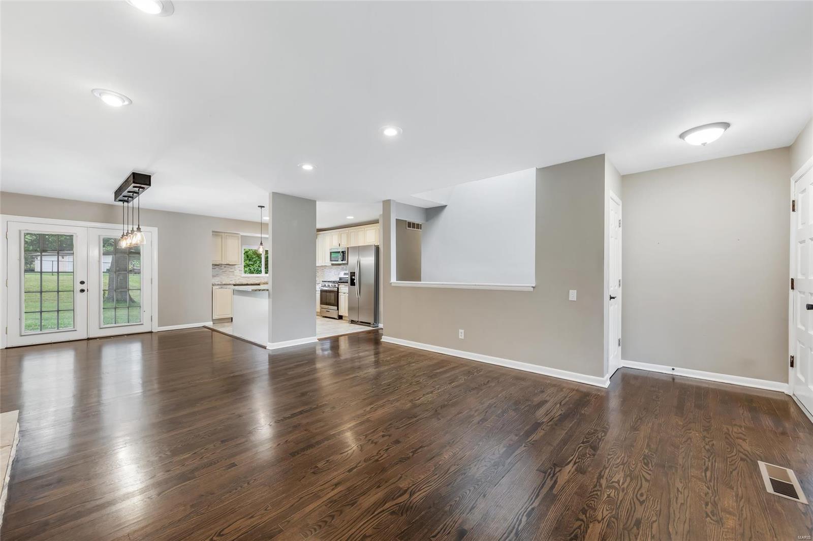 10174 Carolynne Drive