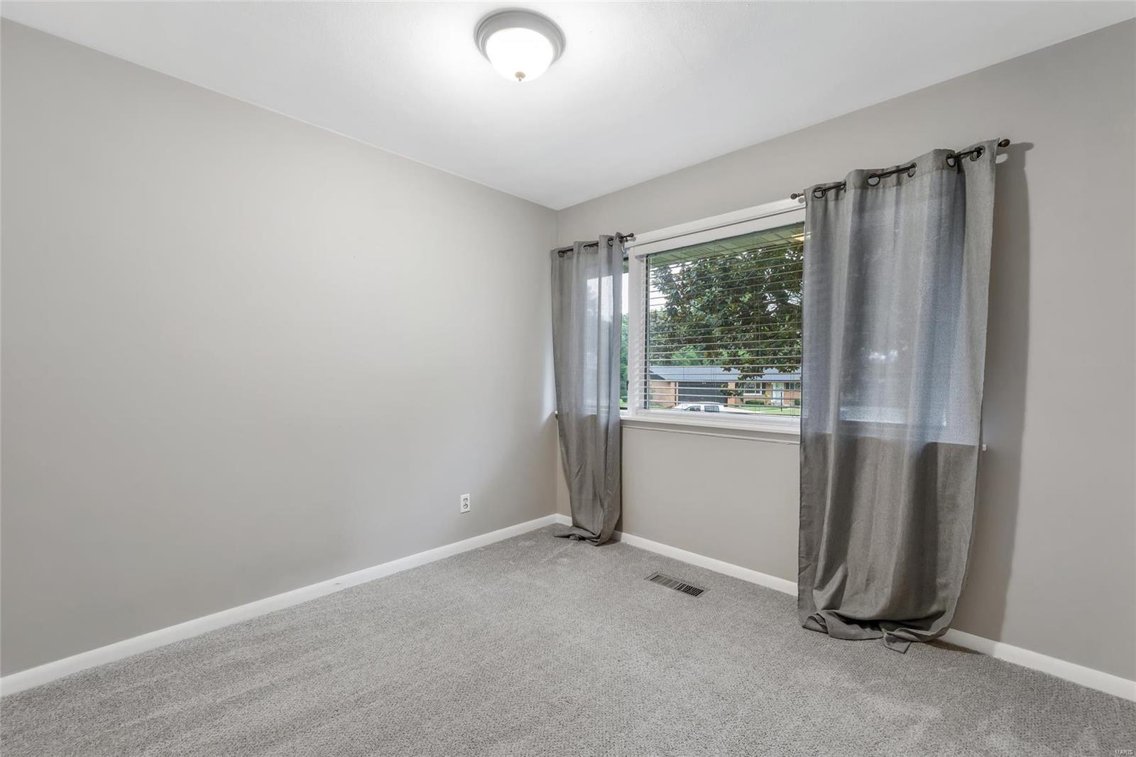 10174 Carolynne Drive