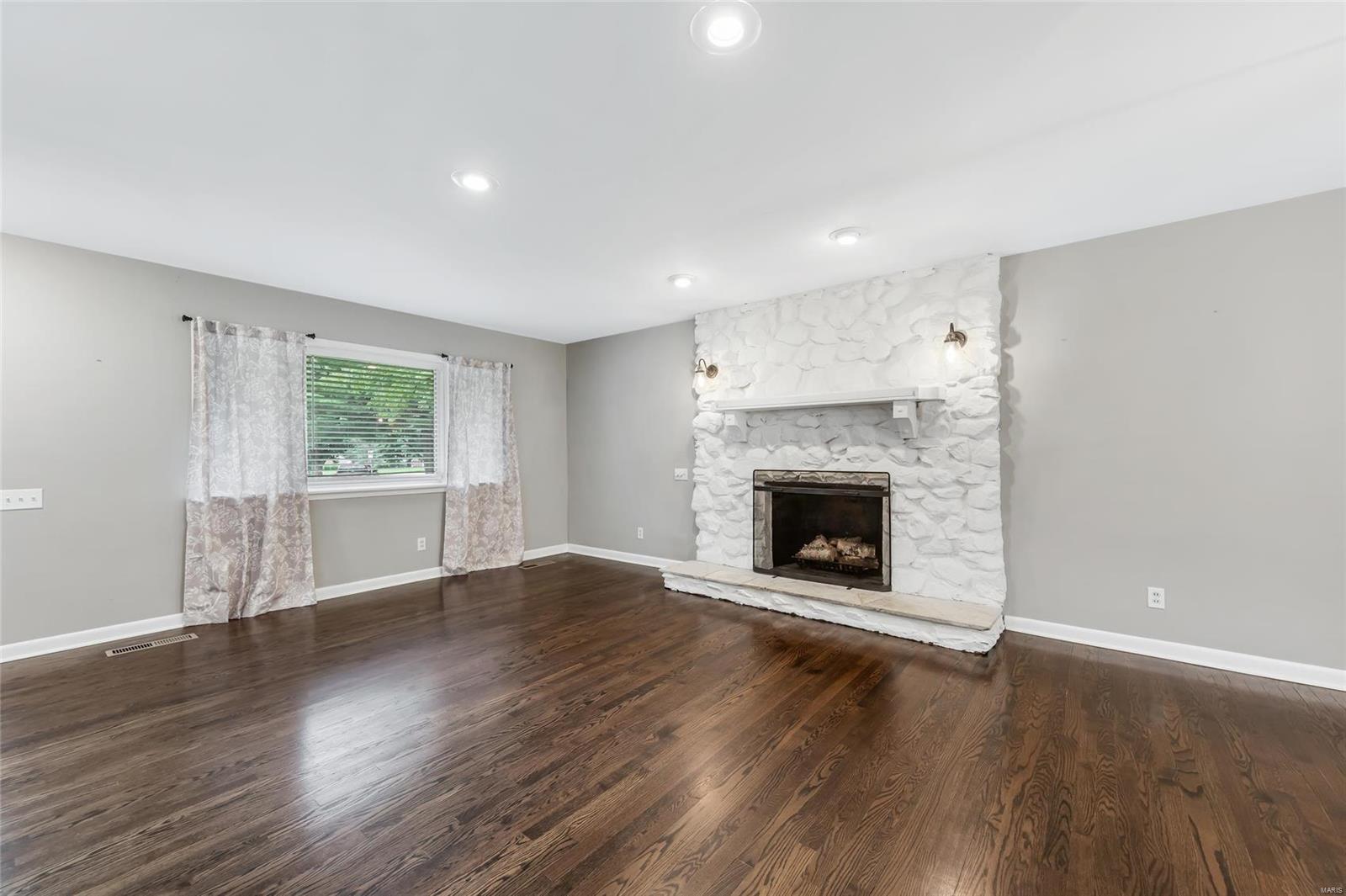 10174 Carolynne Drive