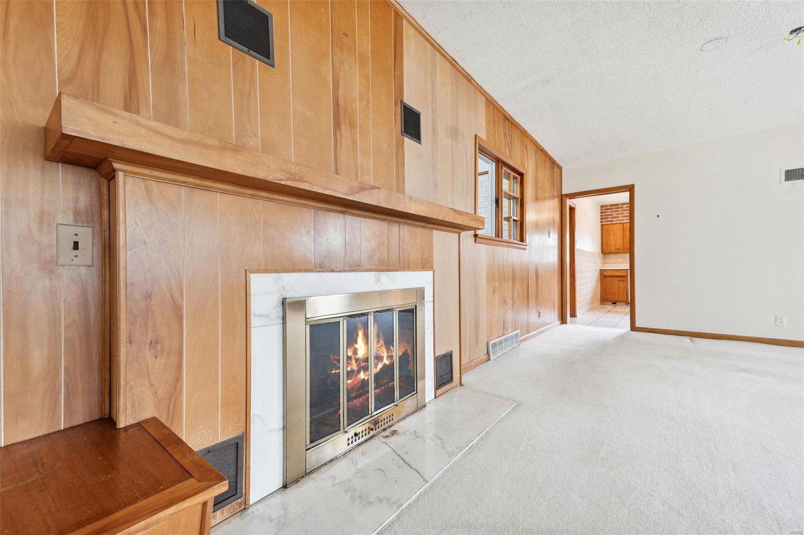 9330 Lincoln Drive