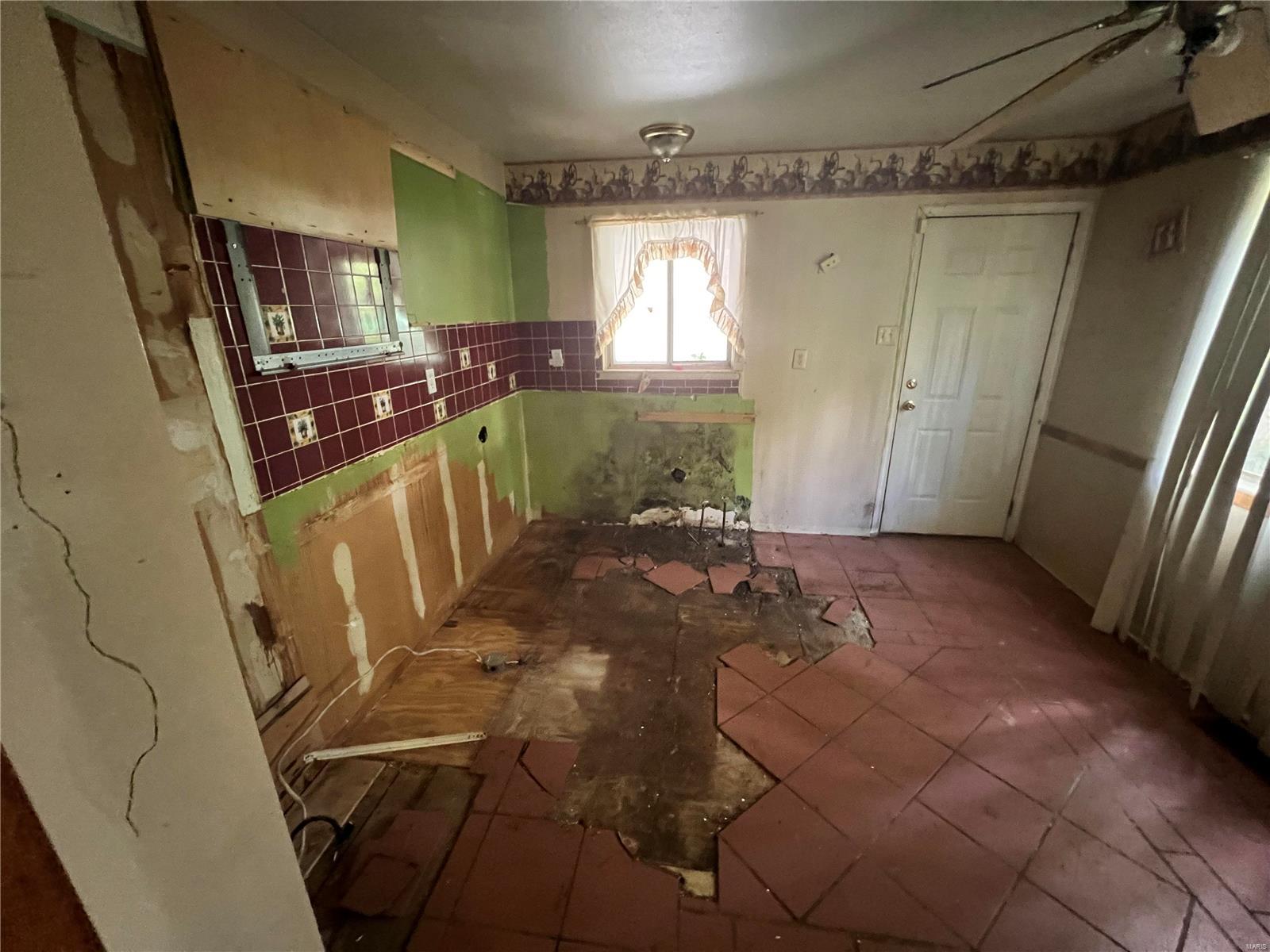 5137 Ville Maria Lane