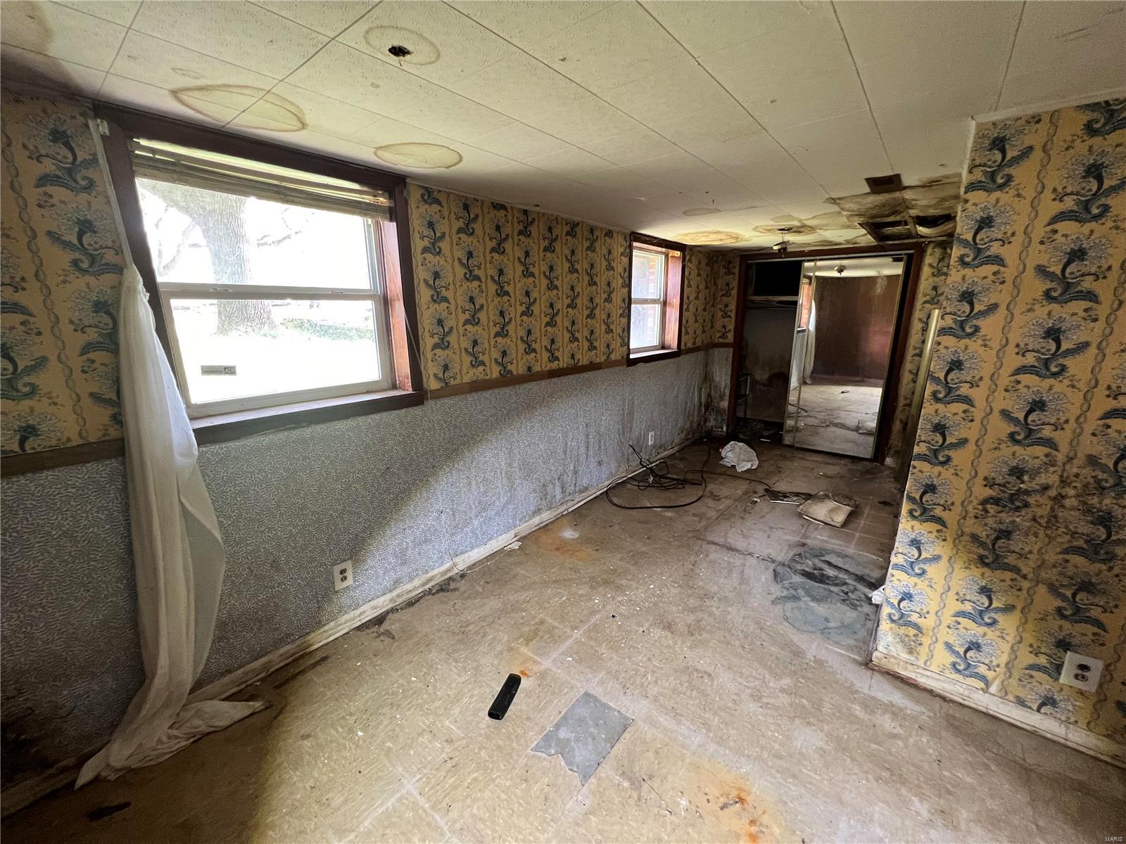 5137 Ville Maria Lane