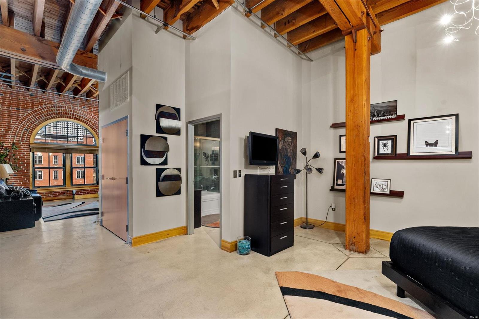 1004 Spruce Street Unit: 515