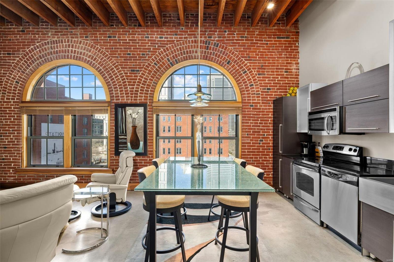 1004 Spruce Street Unit: 515