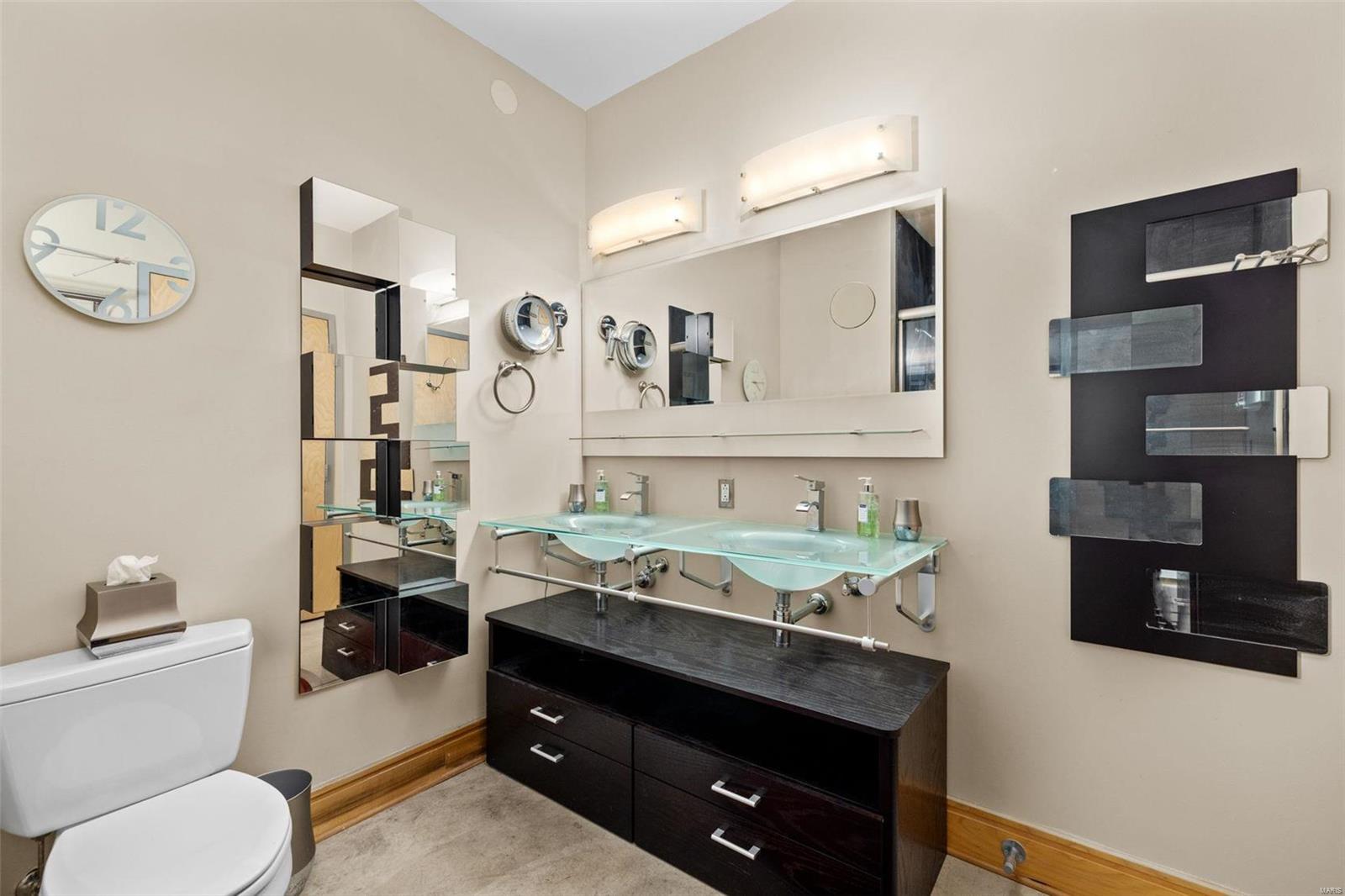 1004 Spruce Street Unit: 515