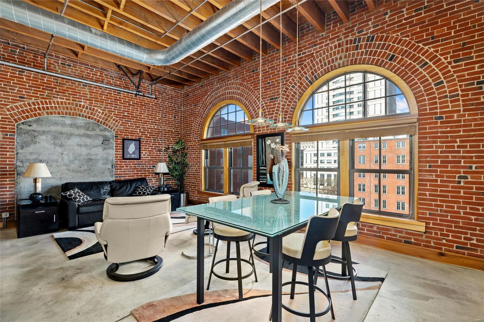 1004 Spruce Street Unit: 515