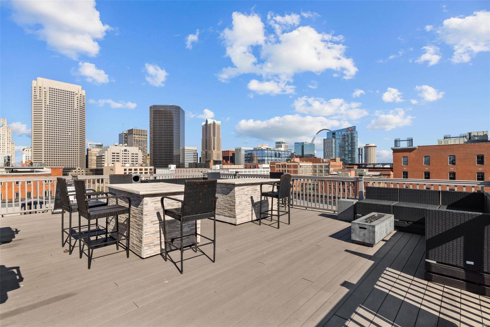 1004 Spruce Street Unit: 515