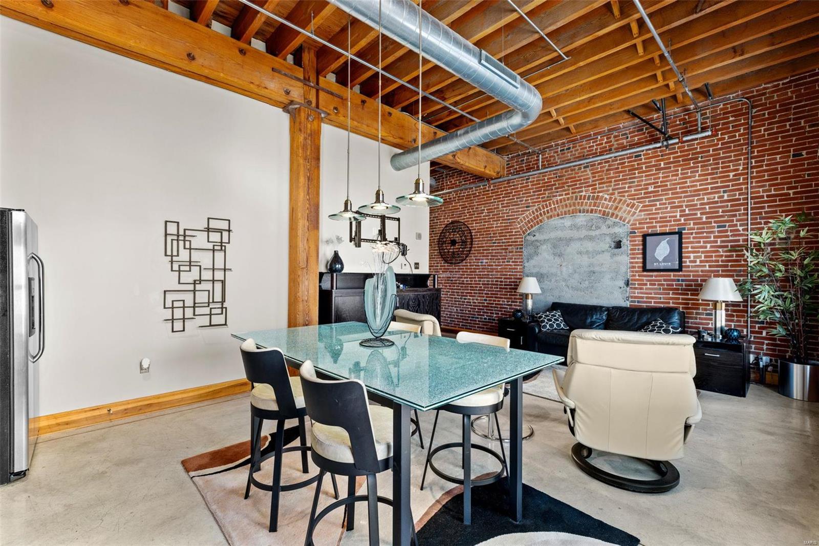 1004 Spruce Street Unit: 515