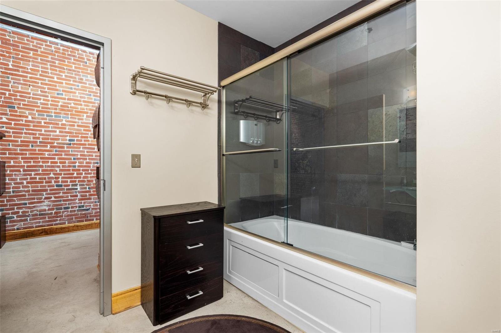 1004 Spruce Street Unit: 515