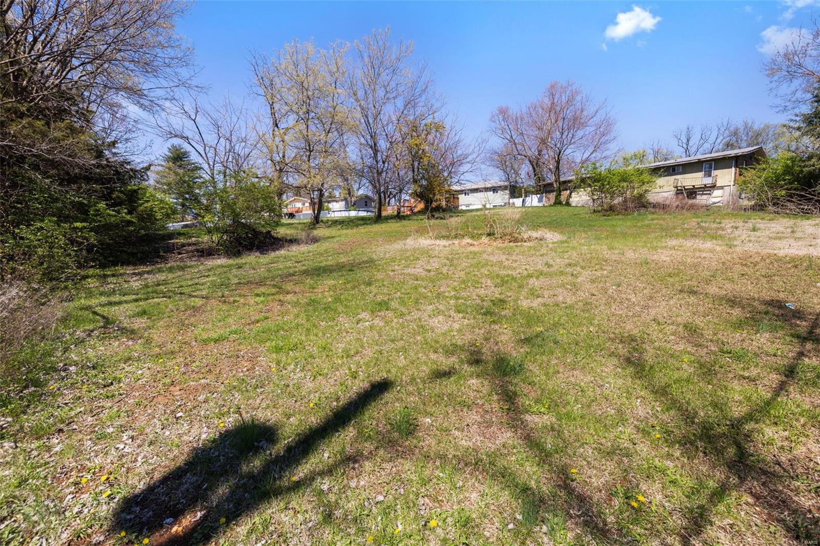 101 Hinrichs Lane
