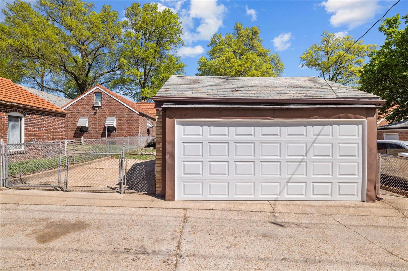 6442 Lansdowne Avenue