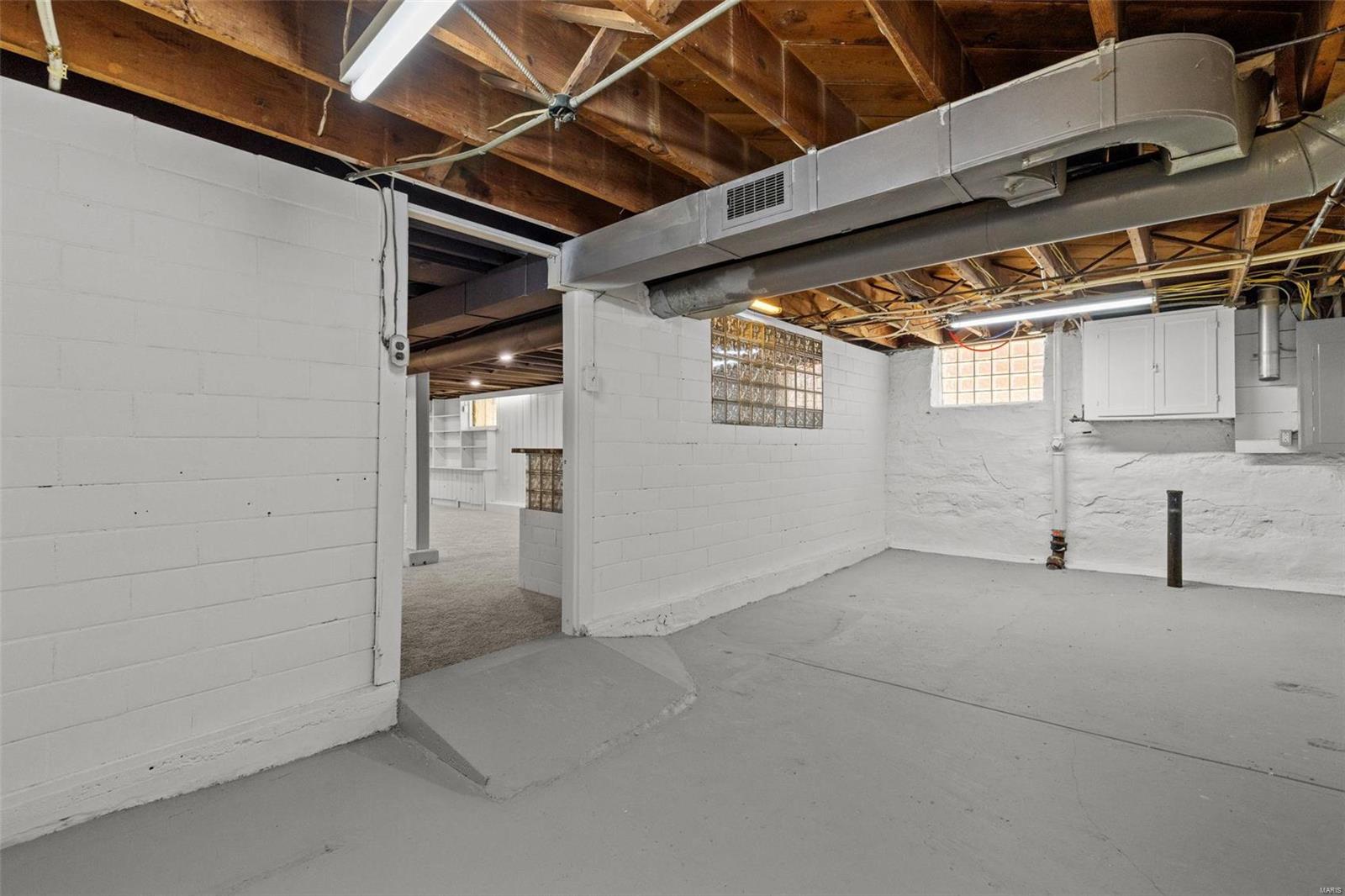 6442 Lansdowne Avenue