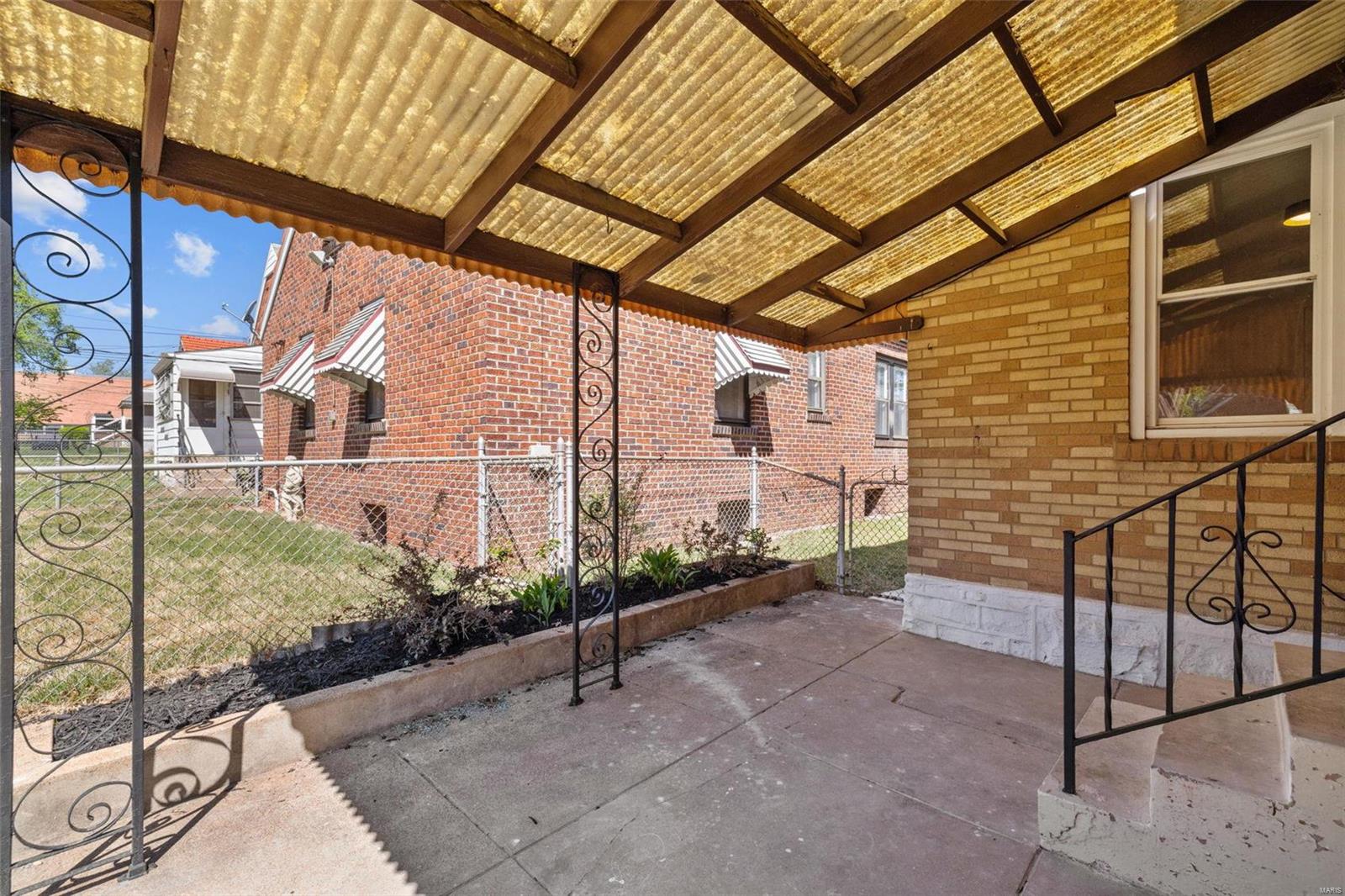 6442 Lansdowne Avenue