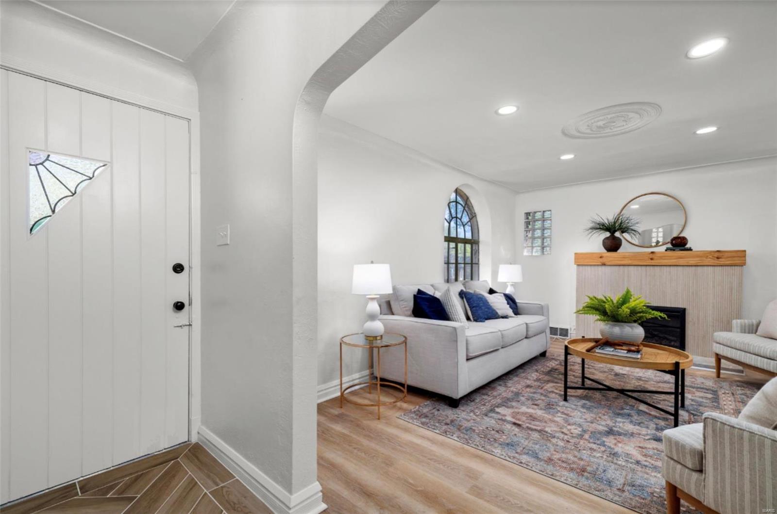 6442 Lansdowne Avenue