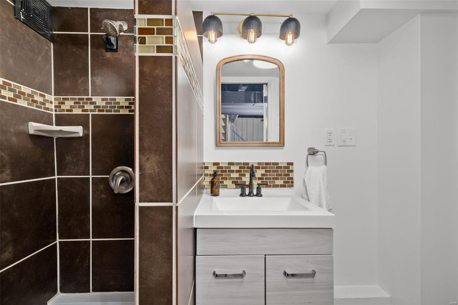 6442 Lansdowne Avenue