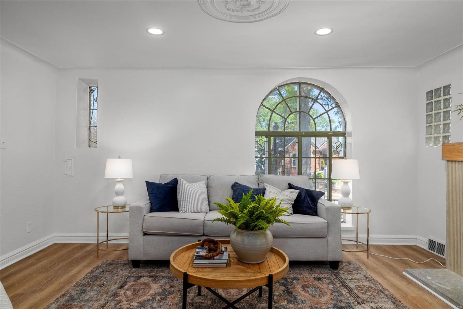 6442 Lansdowne Avenue