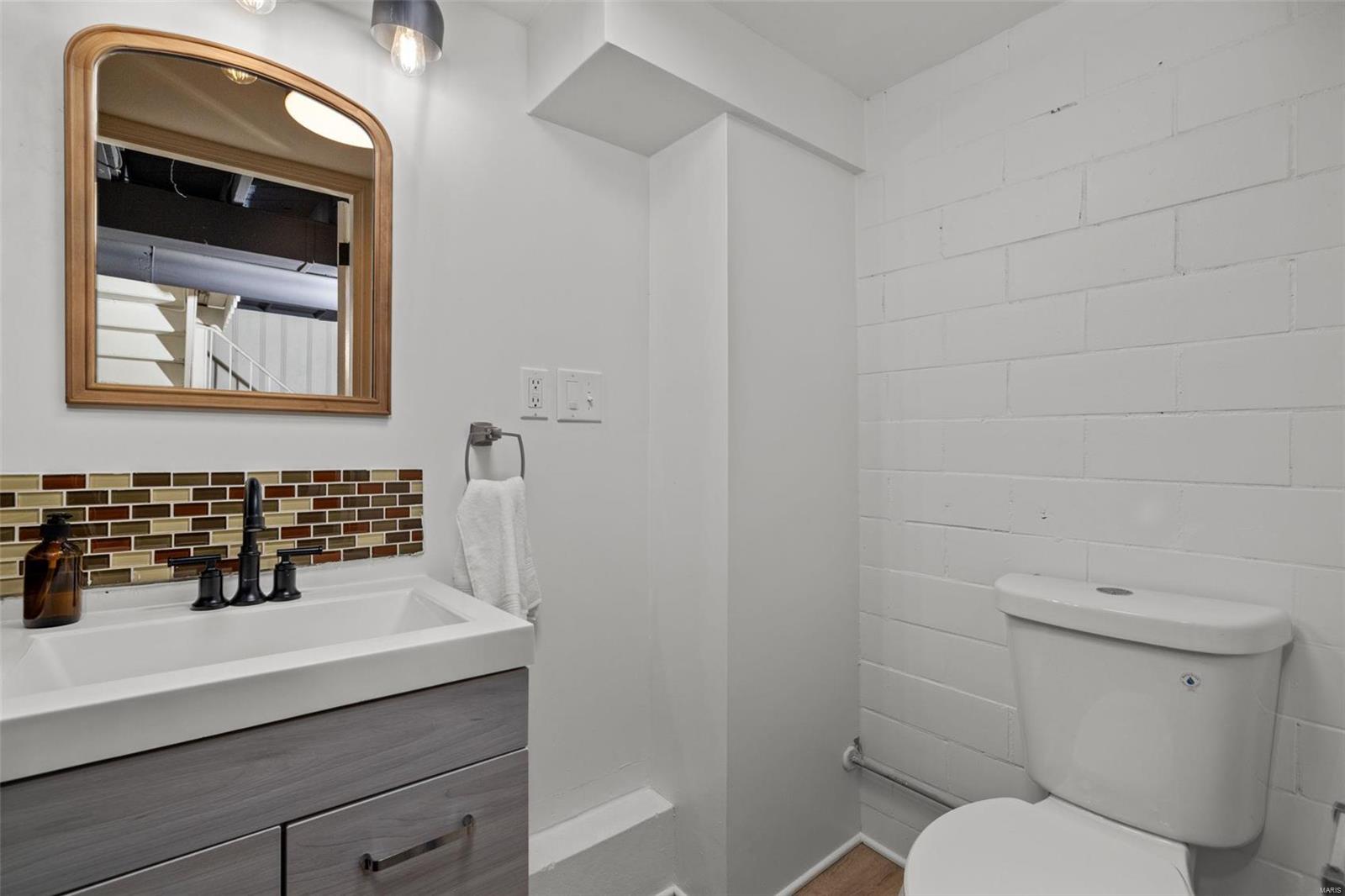 6442 Lansdowne Avenue