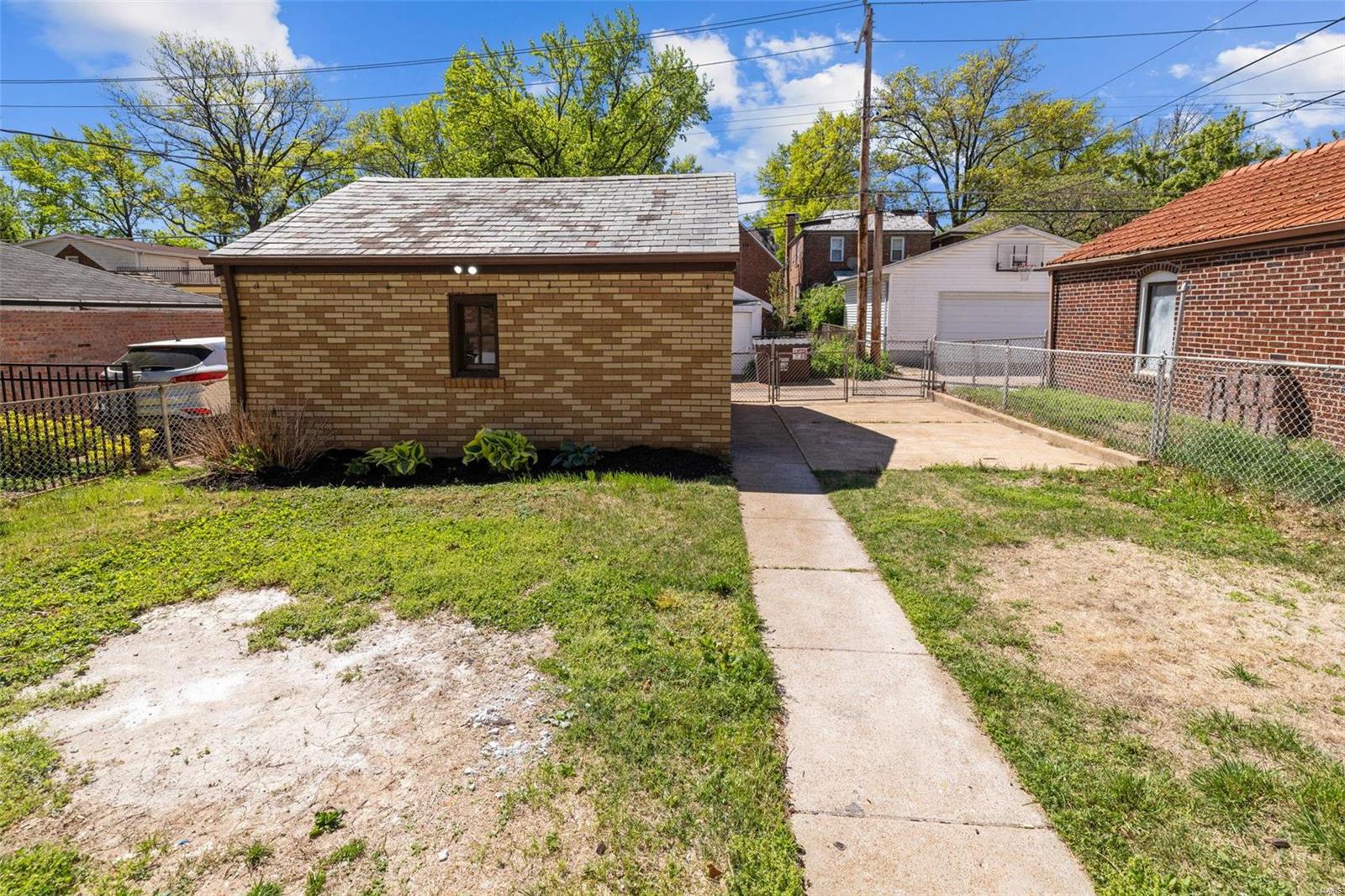 6442 Lansdowne Avenue