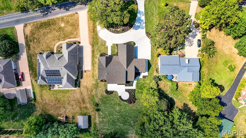 9330 Lincoln Drive