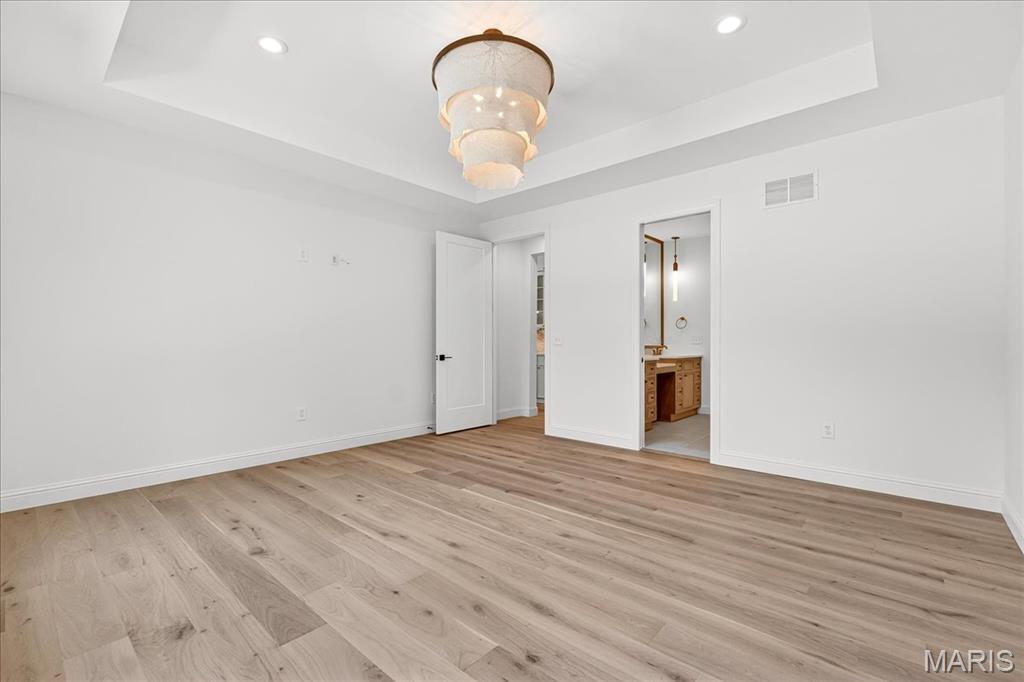 9330 Lincoln Drive