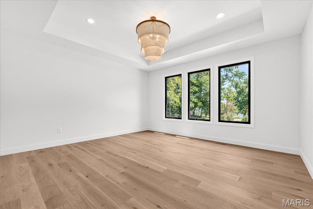 9330 Lincoln Drive