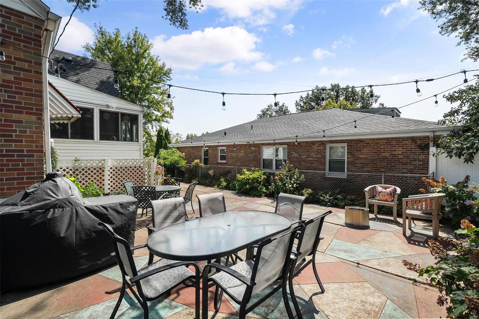 8011 New Haven Avenue