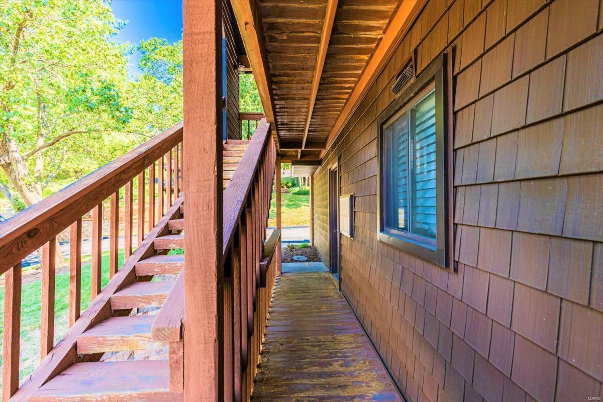 5106 Hollow Wood Court Unit: B