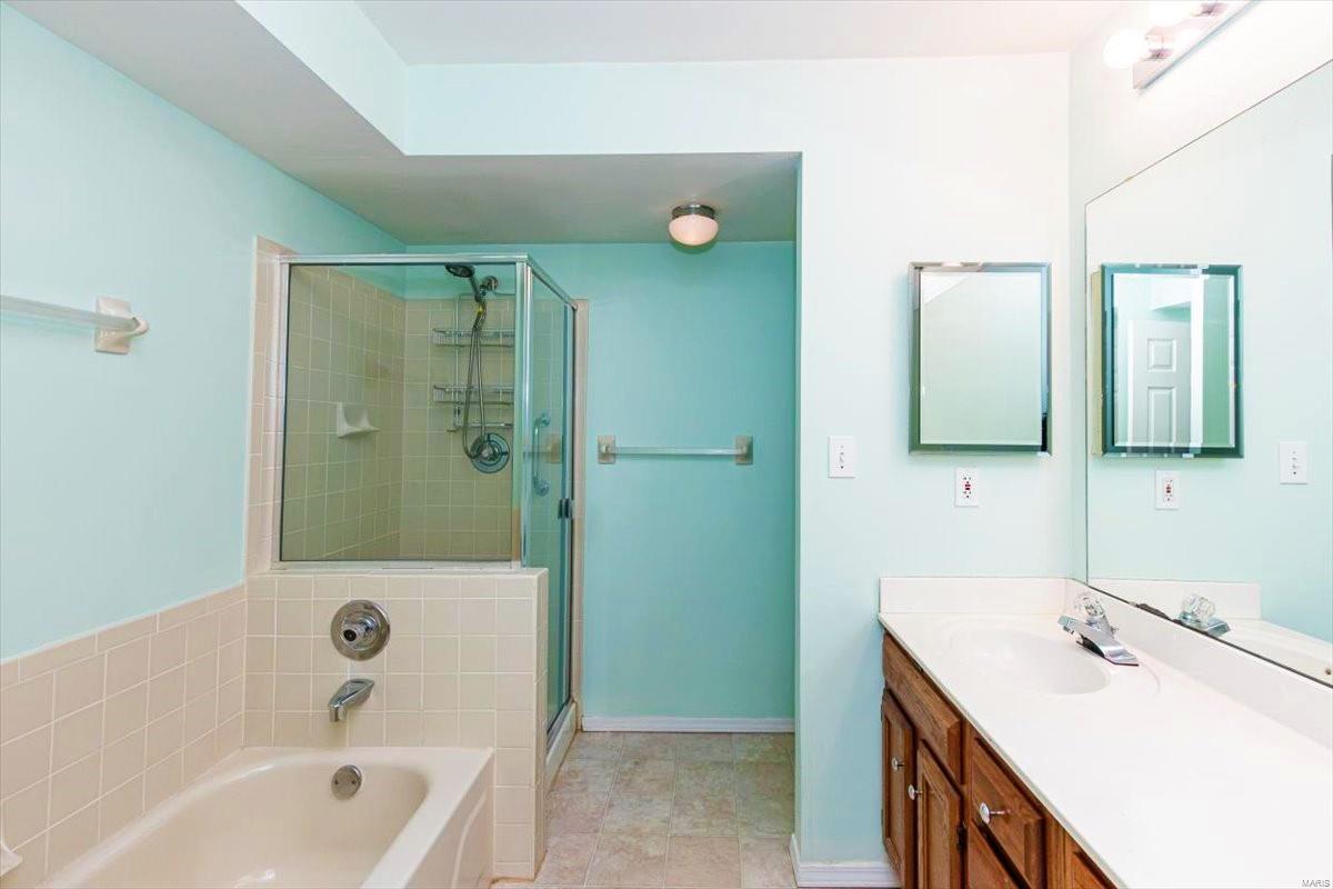 5106 Hollow Wood Court Unit: B
