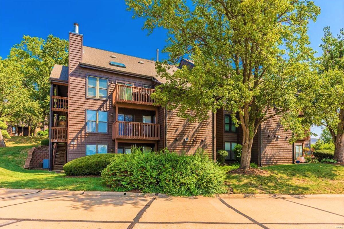 5106 Hollow Wood Court Unit: B