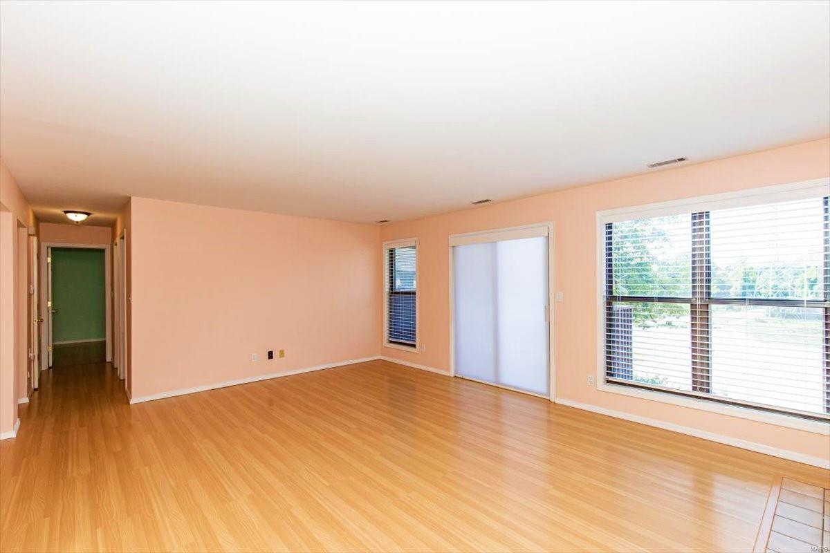 5106 Hollow Wood Court Unit: B
