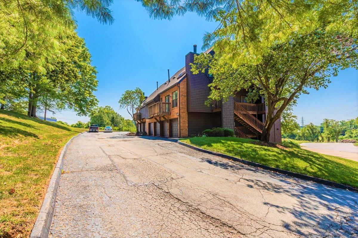 5106 Hollow Wood Court Unit: B
