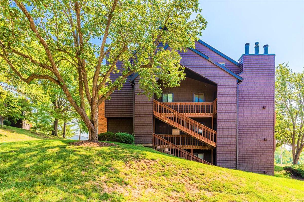 5106 Hollow Wood Court Unit: B