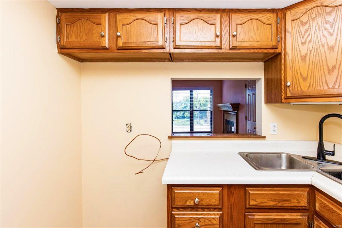 5106 Hollow Wood Court Unit: B