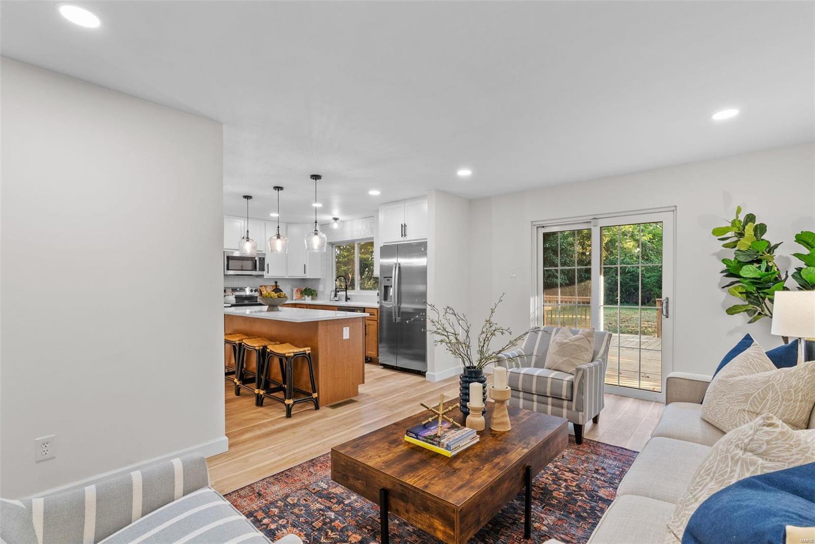 6982 Parc Charlene Drive