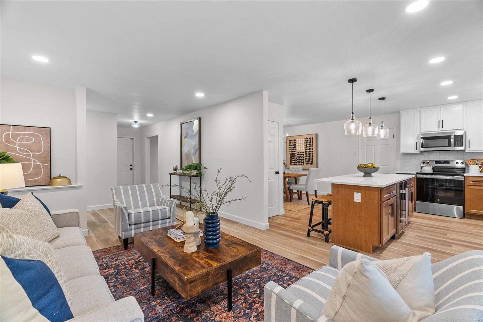 6982 Parc Charlene Drive