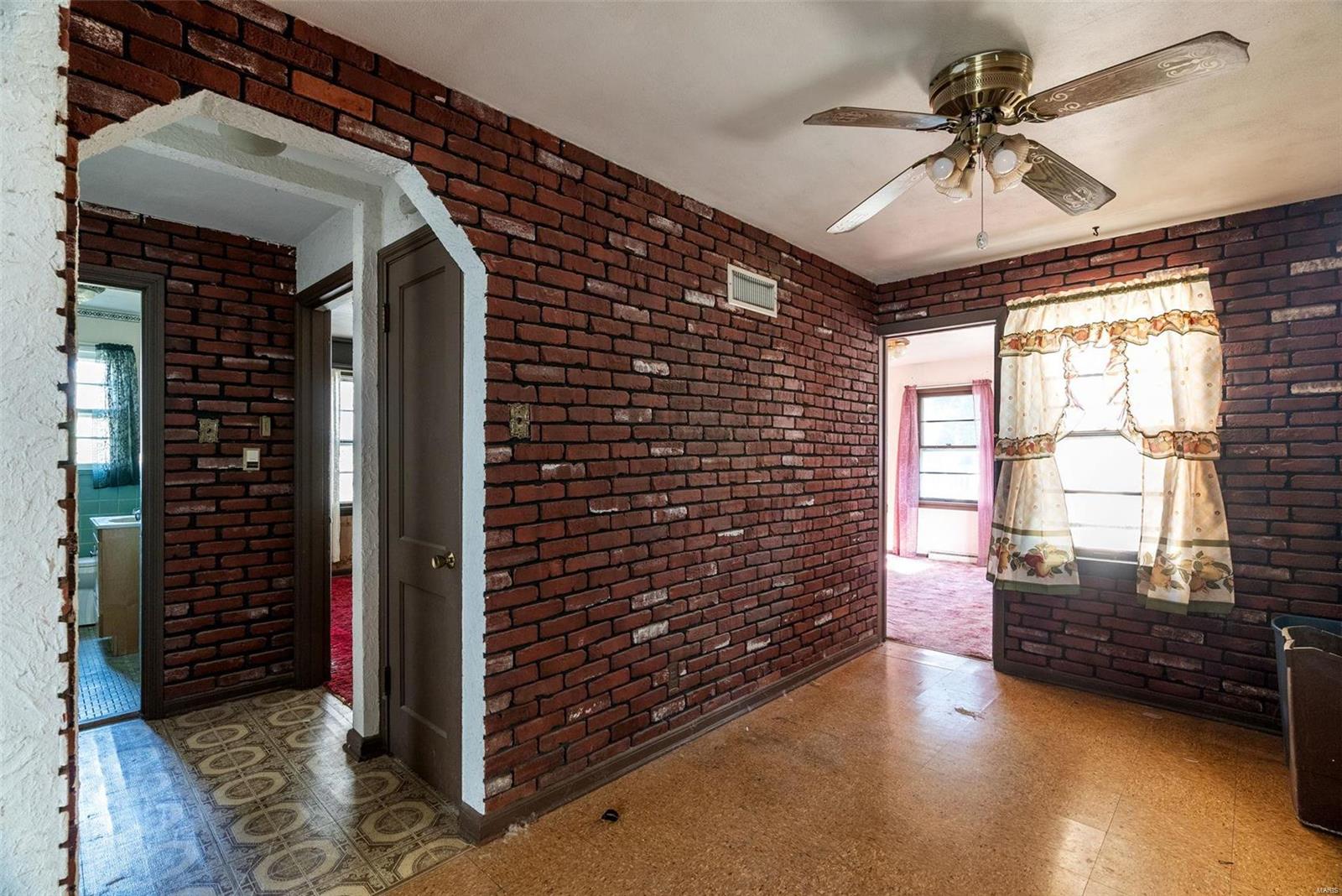 2470 Ackerman Avenue