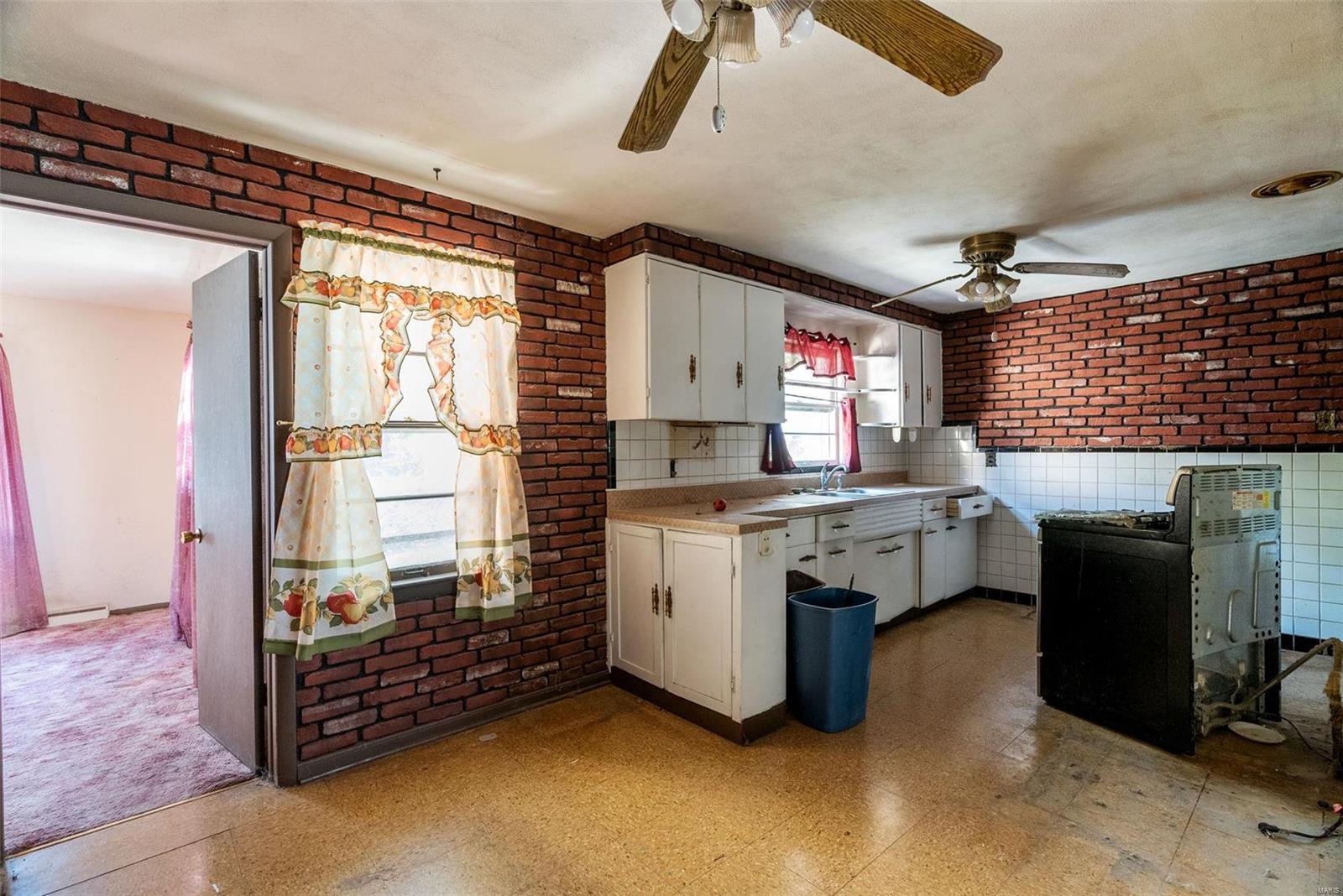 2470 Ackerman Avenue