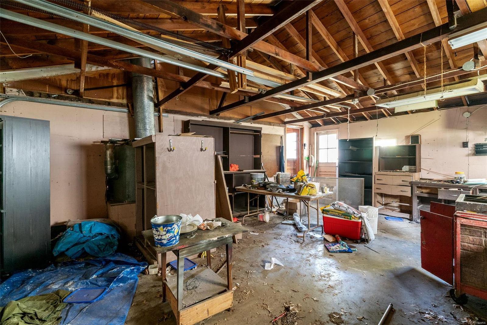 2470 Ackerman Avenue