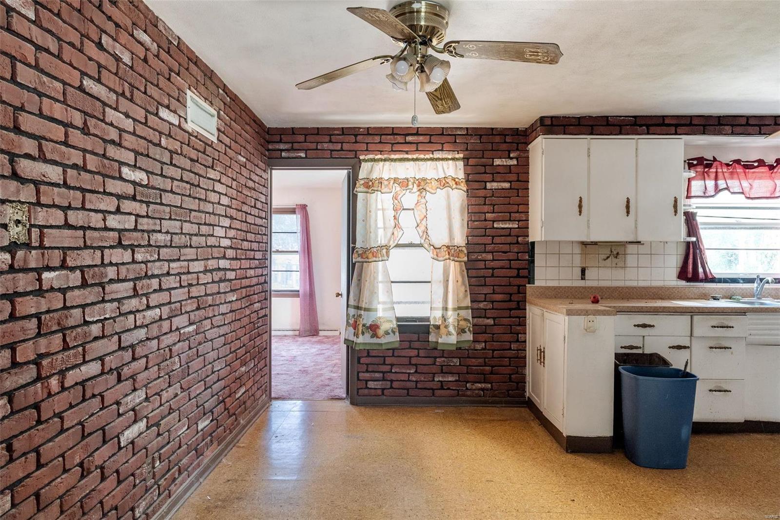 2470 Ackerman Avenue