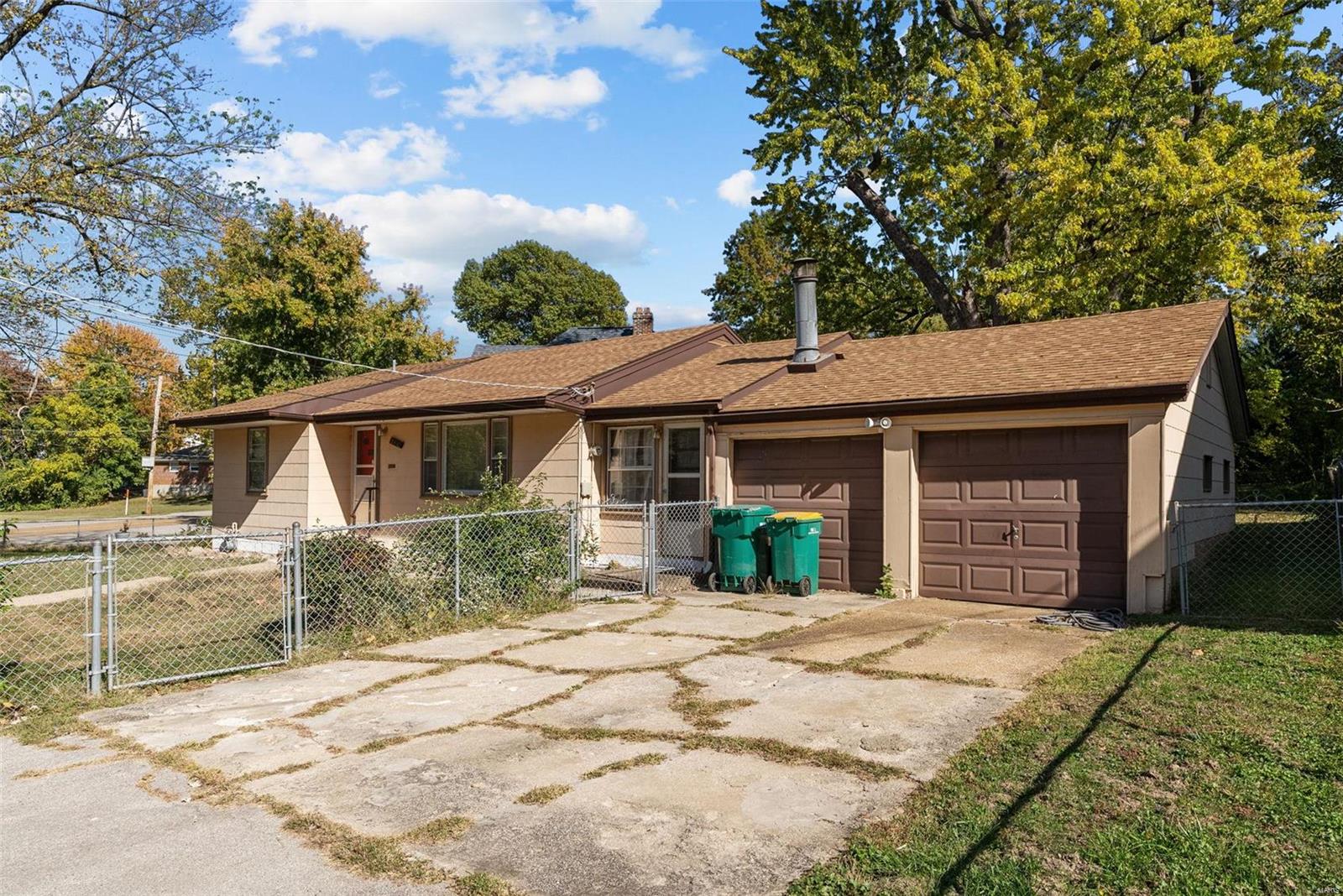 2470 Ackerman Avenue