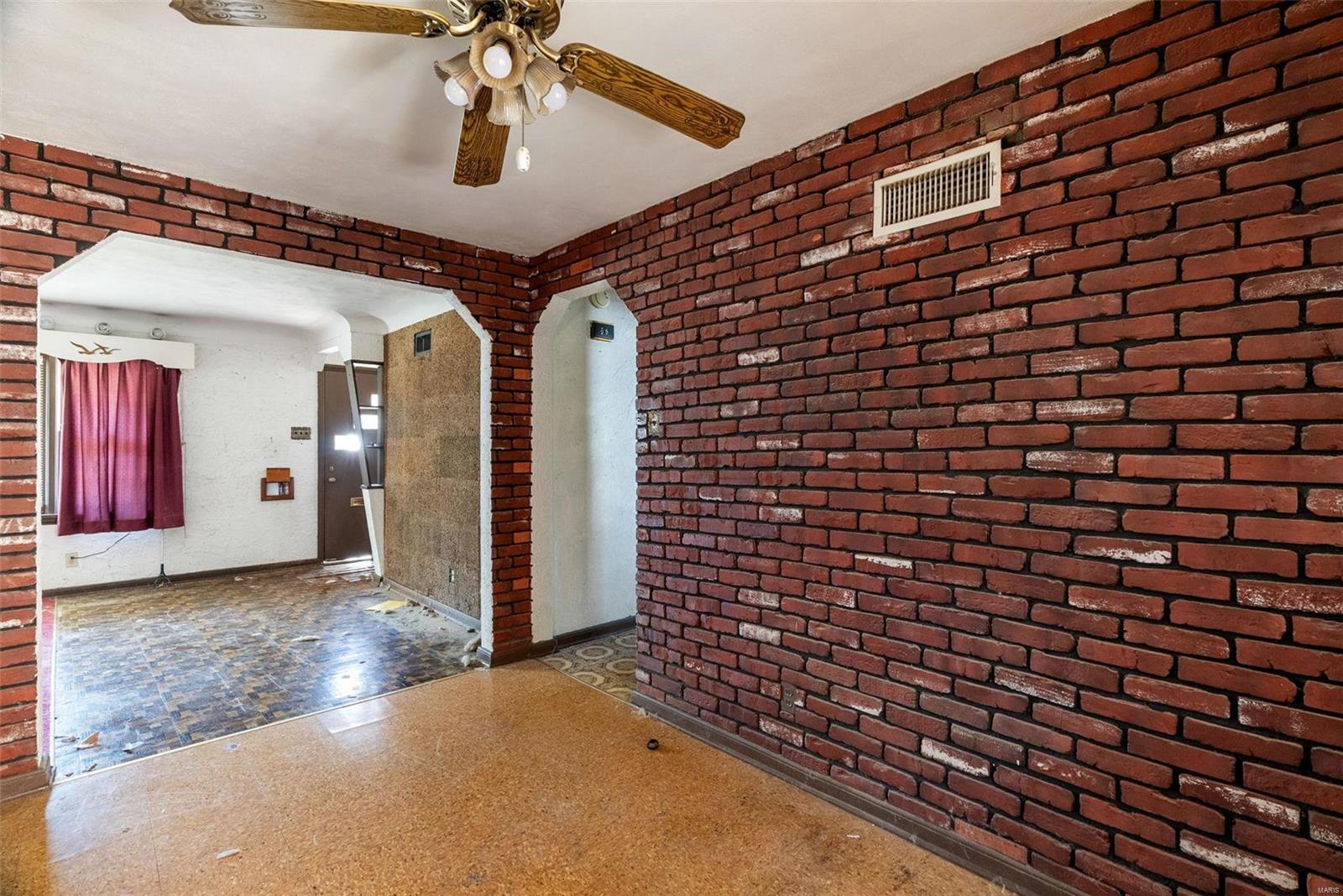 2470 Ackerman Avenue