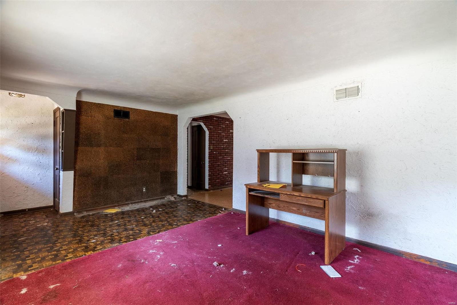 2470 Ackerman Avenue